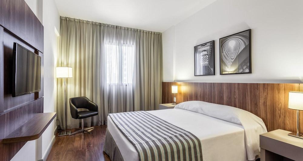 Hotel Vivenzo Savassi Белу-Оризонті Екстер'єр фото