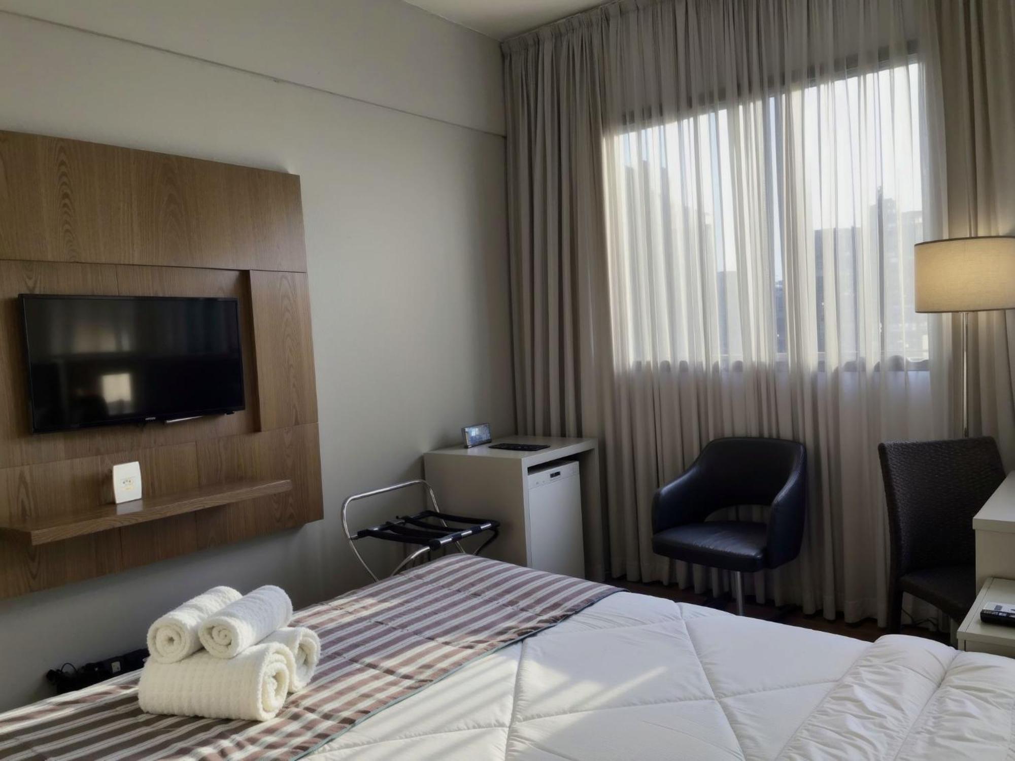 Hotel Vivenzo Savassi Белу-Оризонті Екстер'єр фото